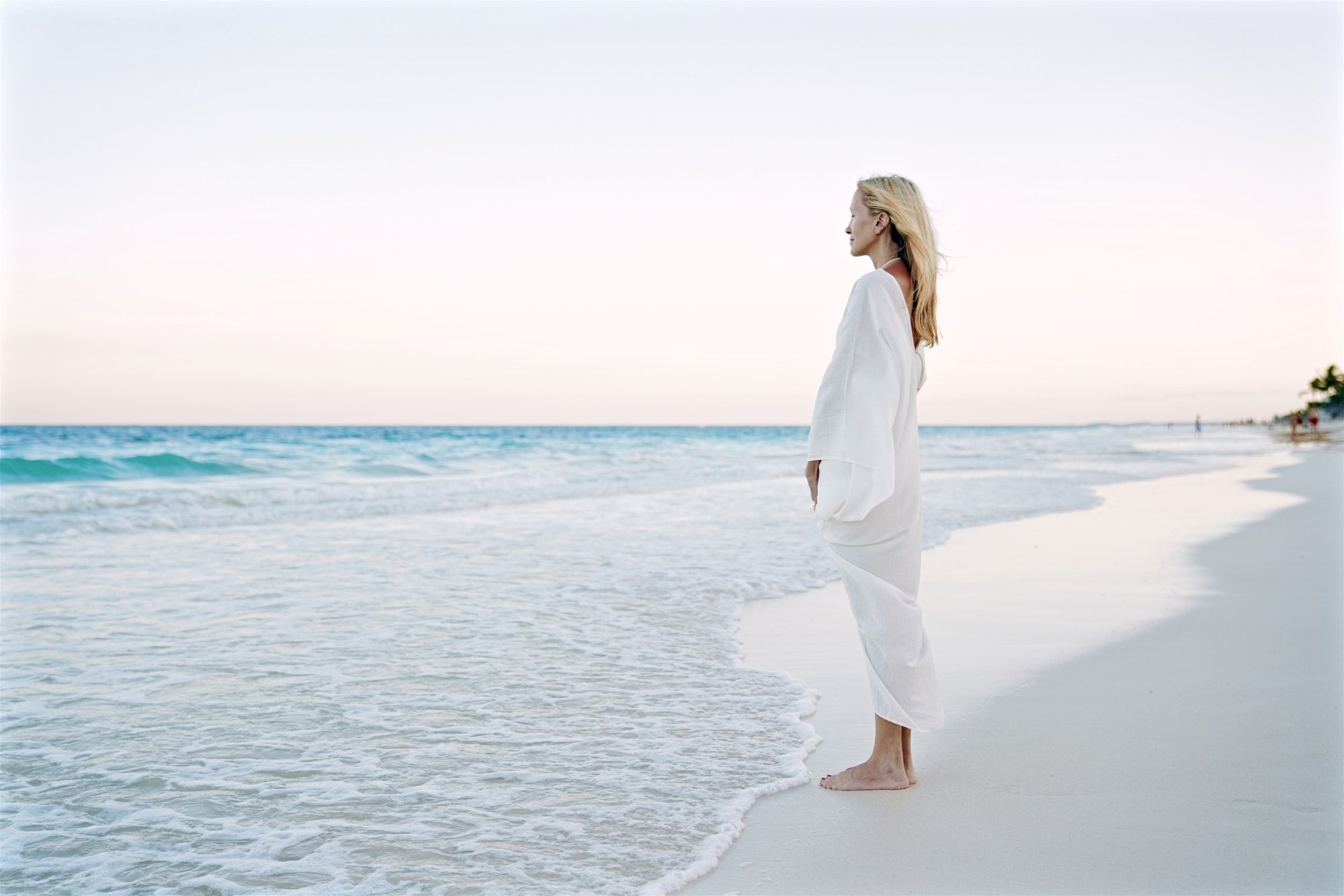 Daniella Hunter on the shore at Sanará