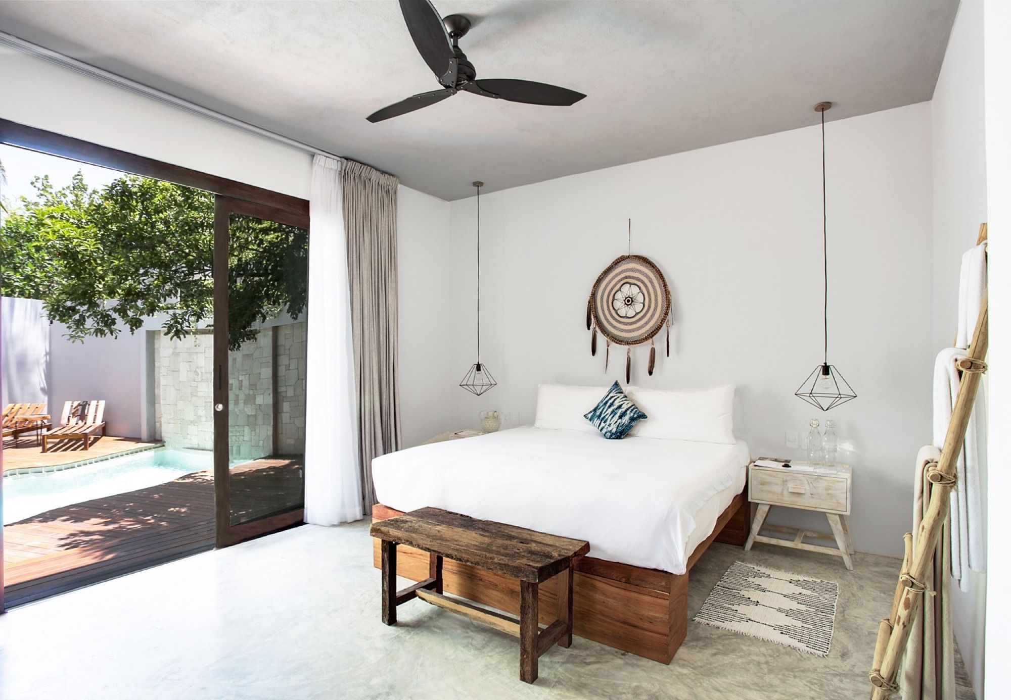 Una Jungle Room